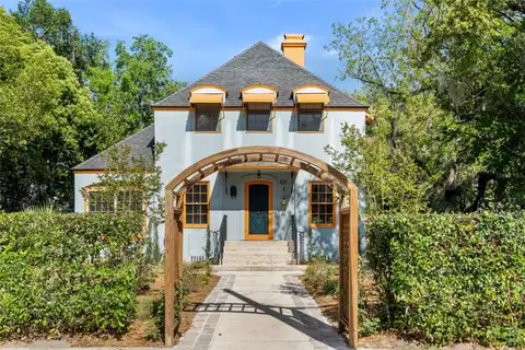 521 NE 6TH ST — home for sale