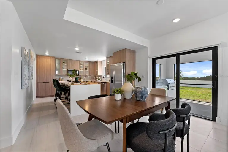 6390 CHORUS DR — photo 3