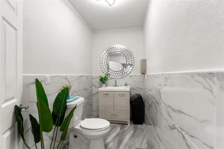 4180 CENTRAL AVE — photo 5