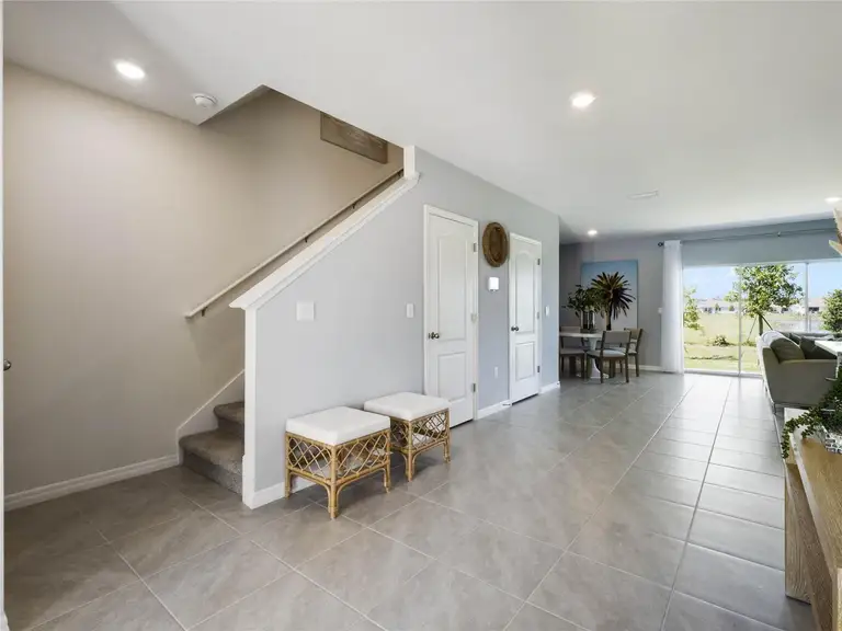 2122 GENTLE RAIN DR — photo 3