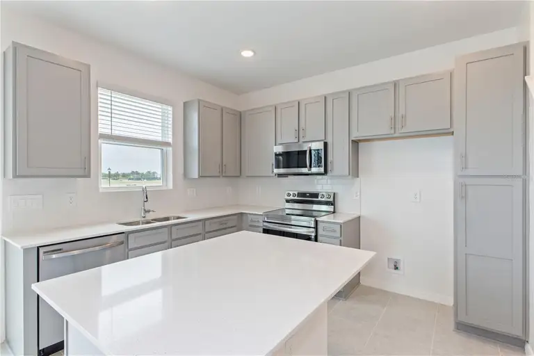 17347 PEREGRINE WAY — photo 2