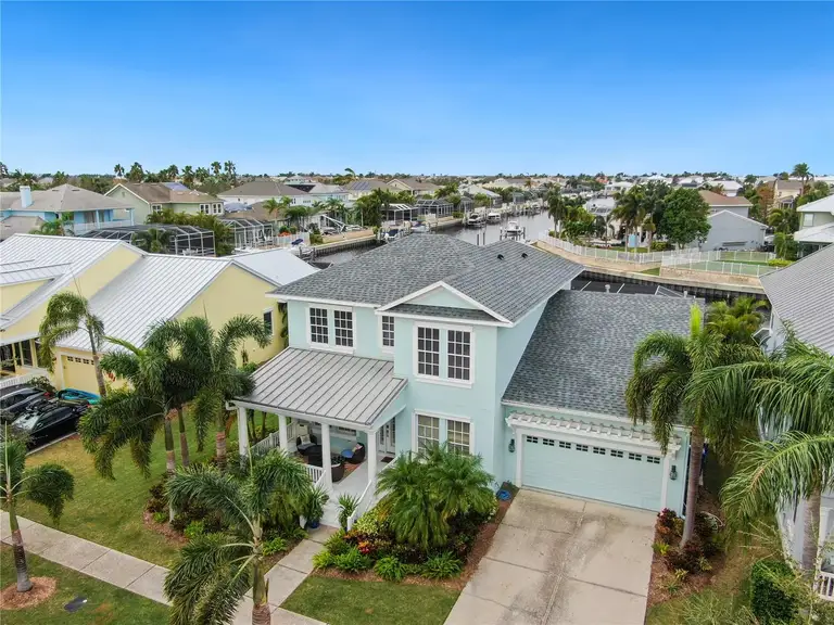 410 ISLEBAY DR