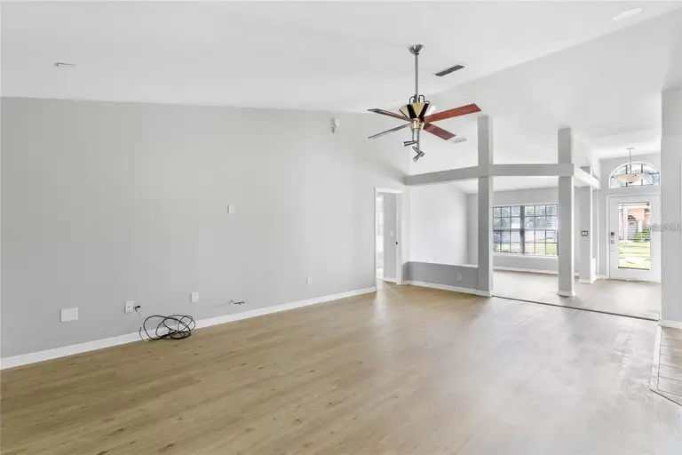 9264 LAKE FISCHER BLVD — photo 2