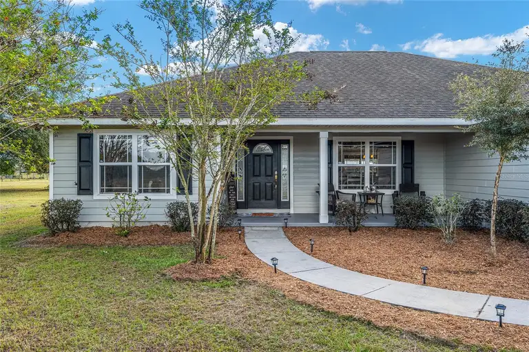 630 SW MARIGOLD PL