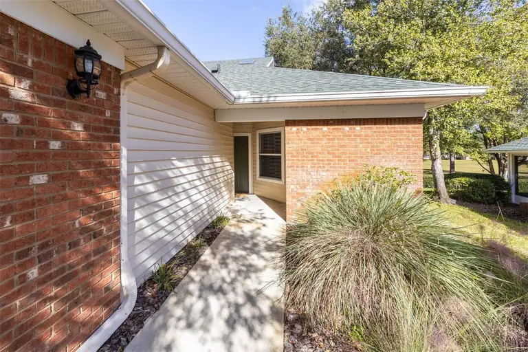 13200 W NEWBERRY RD #G33 — photo 2