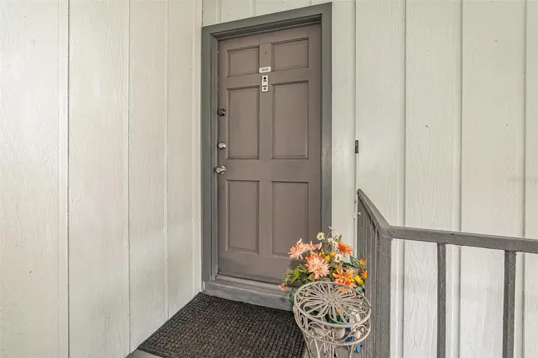 1000 S SEMORAN BLVD #604 — photo 3