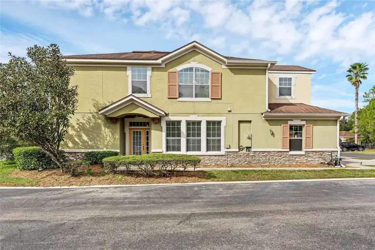 2129 VICTORIA GLEN DR