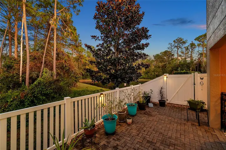11922 GREENGATE DR — photo 3
