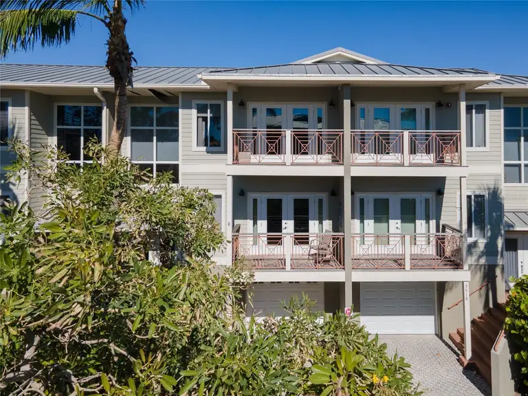 Holmes Beach, FL — photo 4