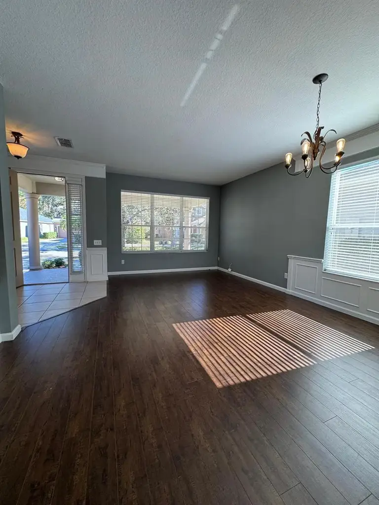 8526 GREENBANK BLVD — photo 3