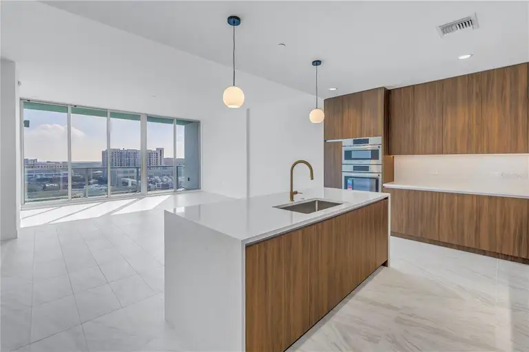 777 3RD AVE N #1206 — photo 4