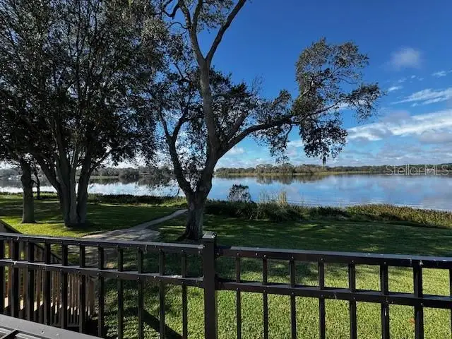 480 MEANDERING WAY — photo 3