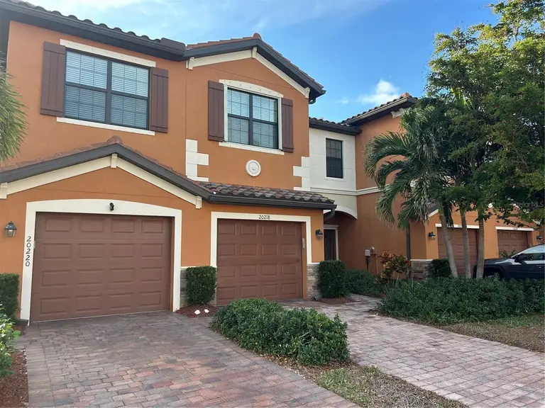 20218 LAGENTE CIR — photo 2
