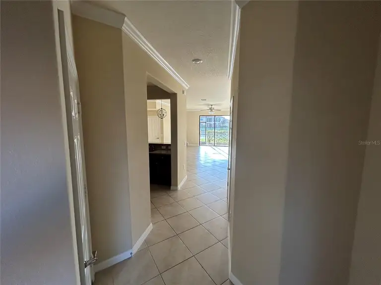 20218 LAGENTE CIR — photo 5