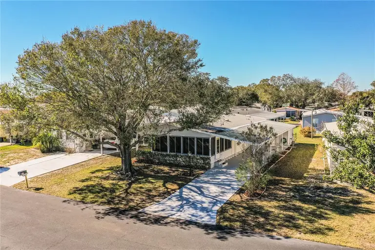 6122 GRAND OAKS DR SE — photo 5