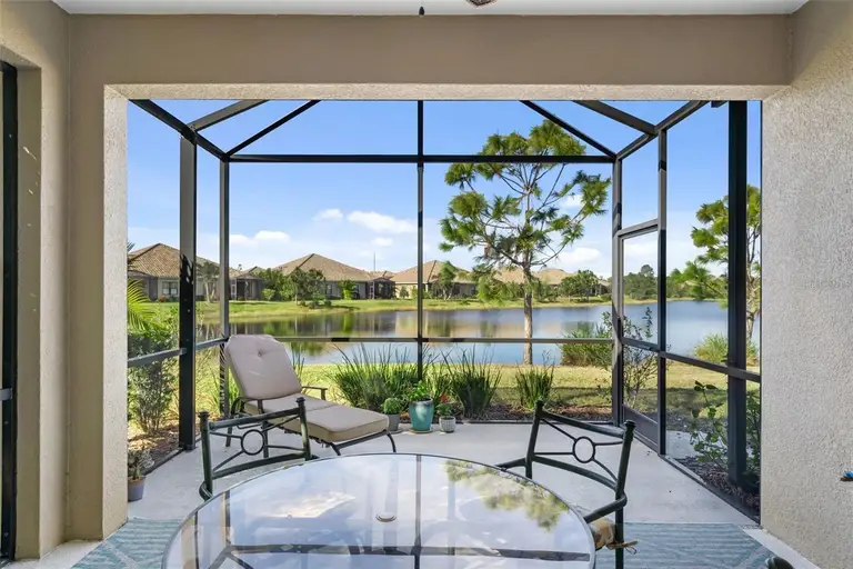 21645 AVON PARK CT — photo 3