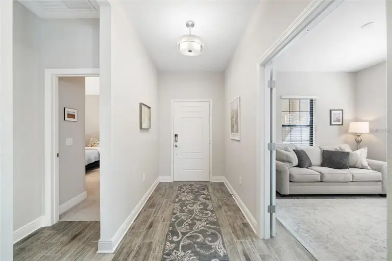 21645 AVON PARK CT — photo 5