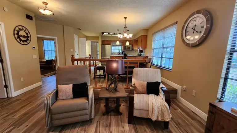 462 BLUE HERON CIR — photo 5