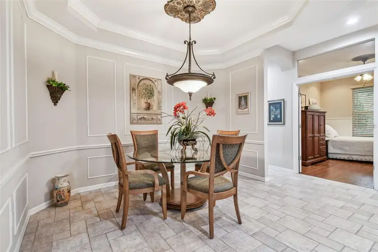 10002 BENTLEY WAY — photo 5