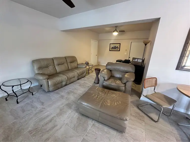 738 HARMS DR — photo 5