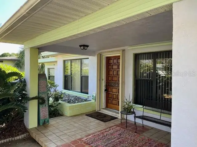 124 E DOVER ST — photo 3