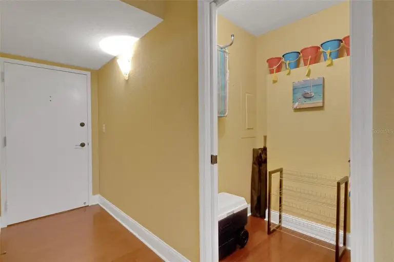 800 S GULFVIEW BLVD #101 — photo 2