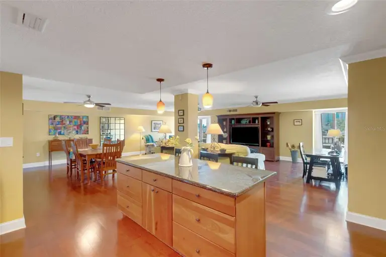 800 S GULFVIEW BLVD #101 — photo 3