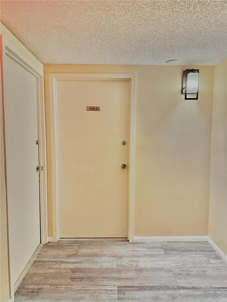 450 S GULFVIEW BLVD #408 — photo 2