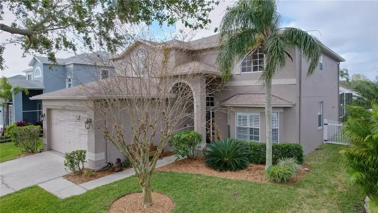 1632 GRAY BARK DR
