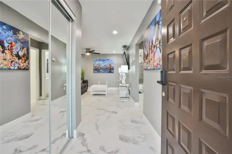 532 HUNTER CIR — photo 3
