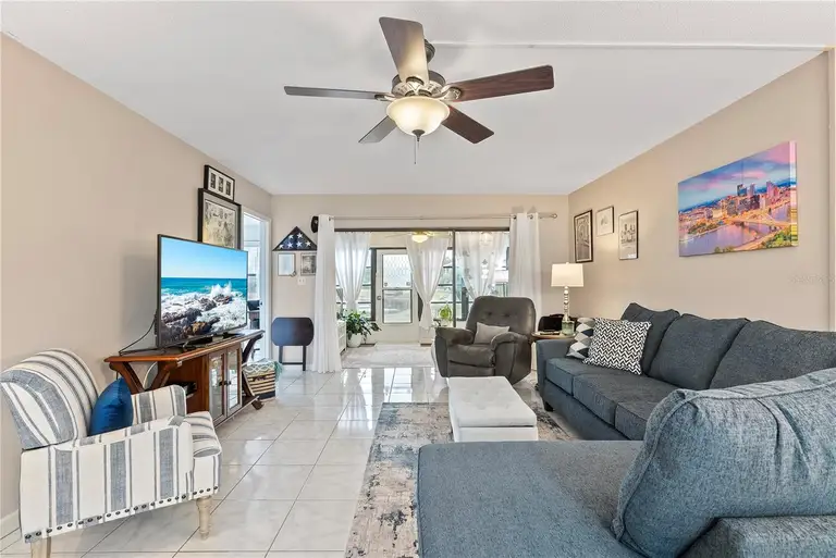 3004 GRANADA CT #3004 — photo 4