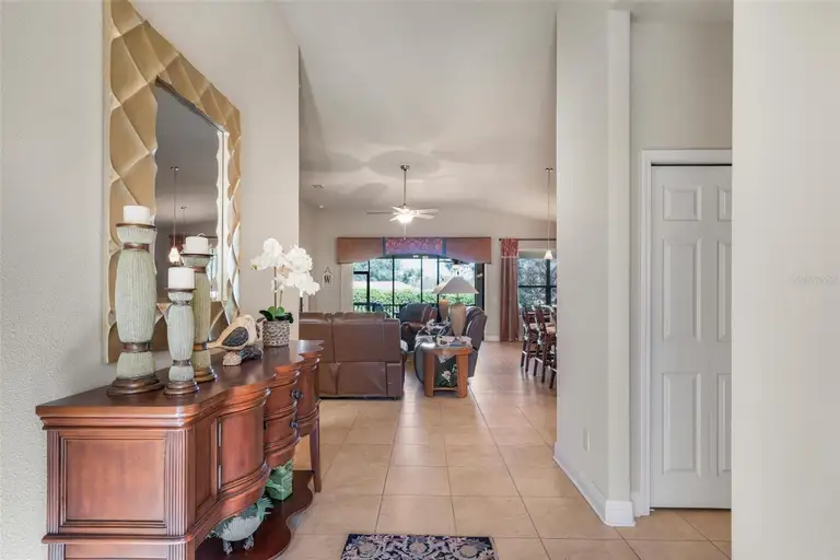 1749 W CAROLINE PATH — photo 5