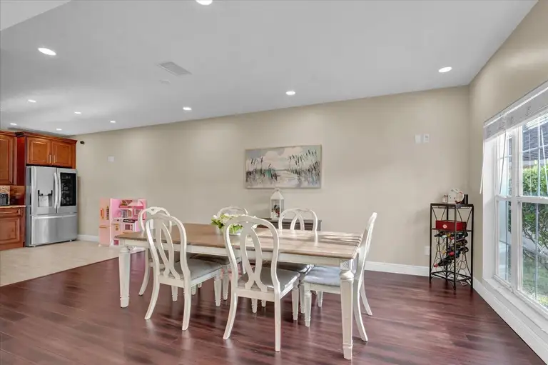 3601 MOSS POINTE PL — photo 3