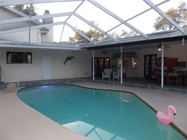 2046 WINDING OAKS DR — photo 3