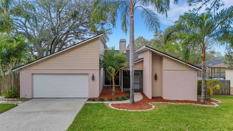 2826 KAVALIER DR
