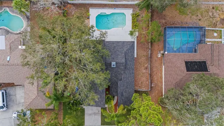 2826 KAVALIER DR — photo 4