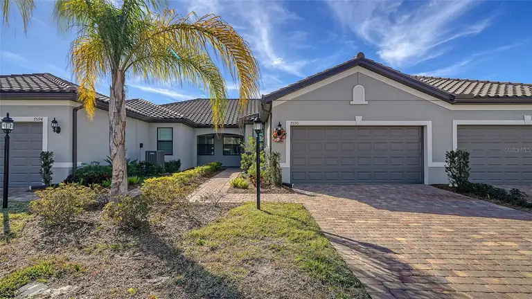 7590 SUMMERLAND CV — photo 2