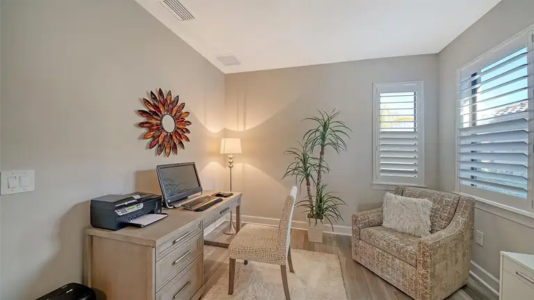7590 SUMMERLAND CV — photo 4