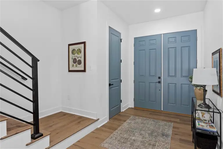 3317 W NAPOLEON AVE — photo 4