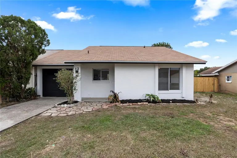 12 WINTER RIDGE CIR