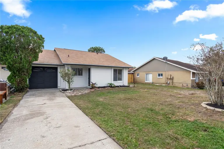 12 WINTER RIDGE CIR — photo 2