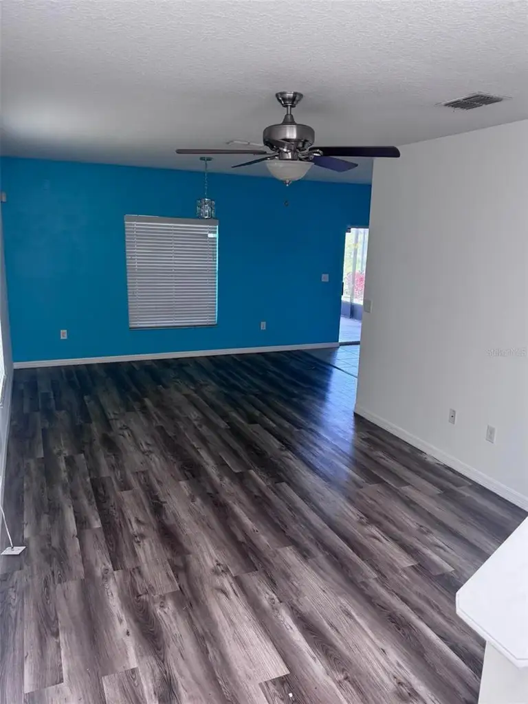 949 SEMINOLE SKY DR — photo 2