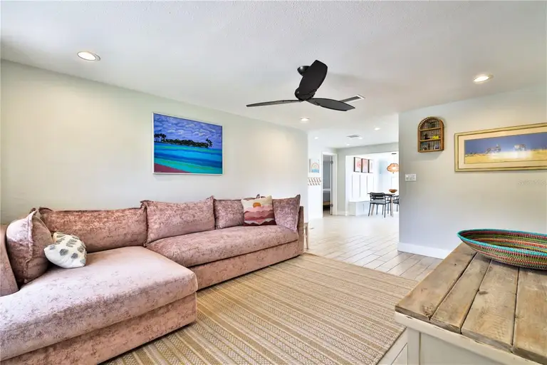 2307 SAXON DR — photo 4