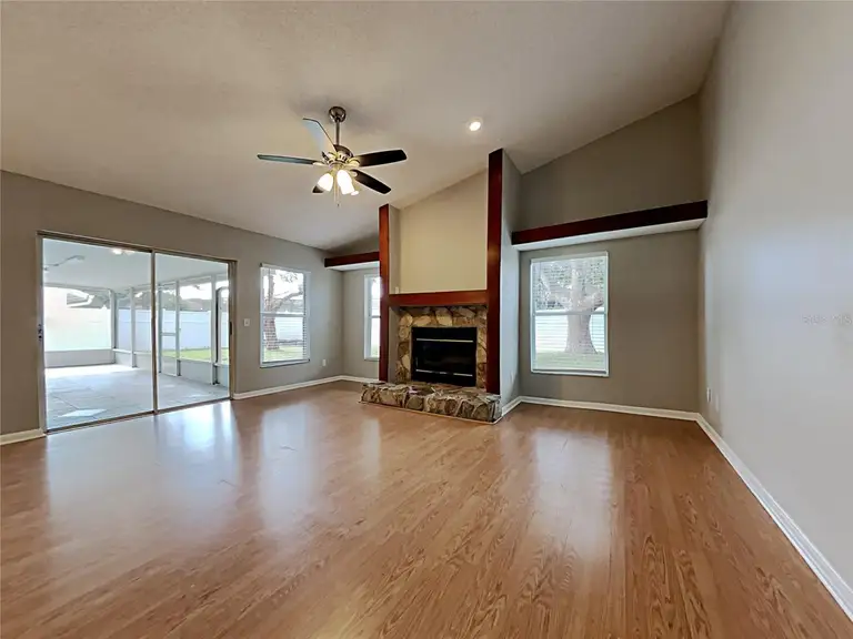 10414 TARA DR — photo 3