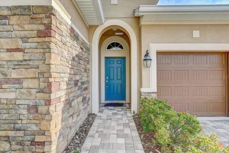 1045 TRACEY ANN LOOP — photo 4