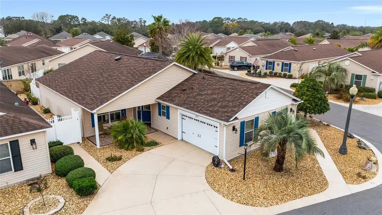 2222 SOUTHWOOD DR — photo 3
