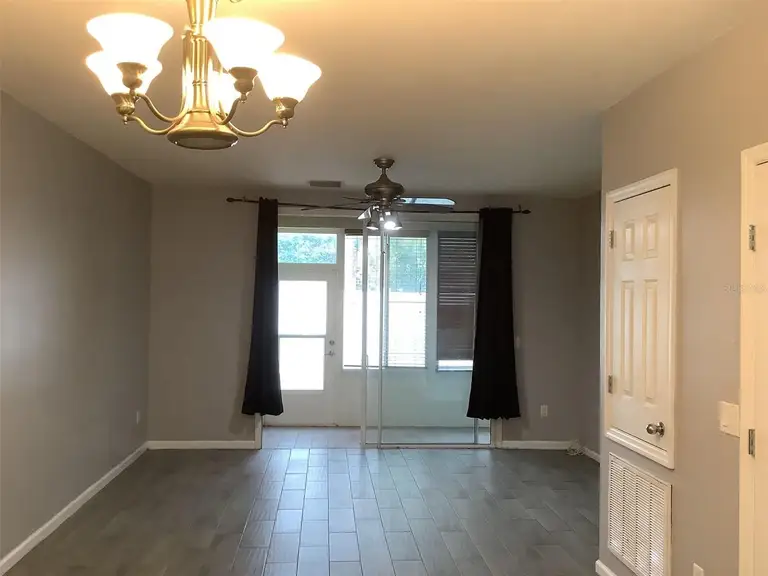 4428 SW 49TH AVE — photo 2