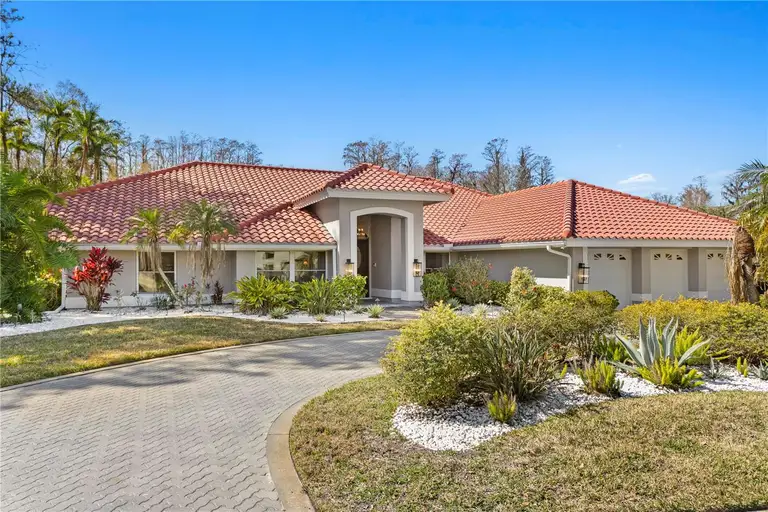 5035 PINELAKE RD — photo 3