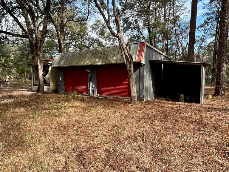 232 SW LENVIL LN — photo 4