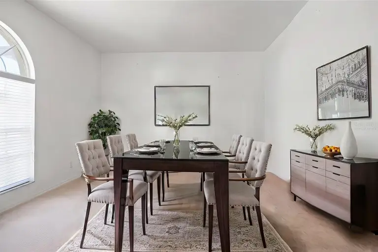 1545 DEERBOURNE DR — photo 4